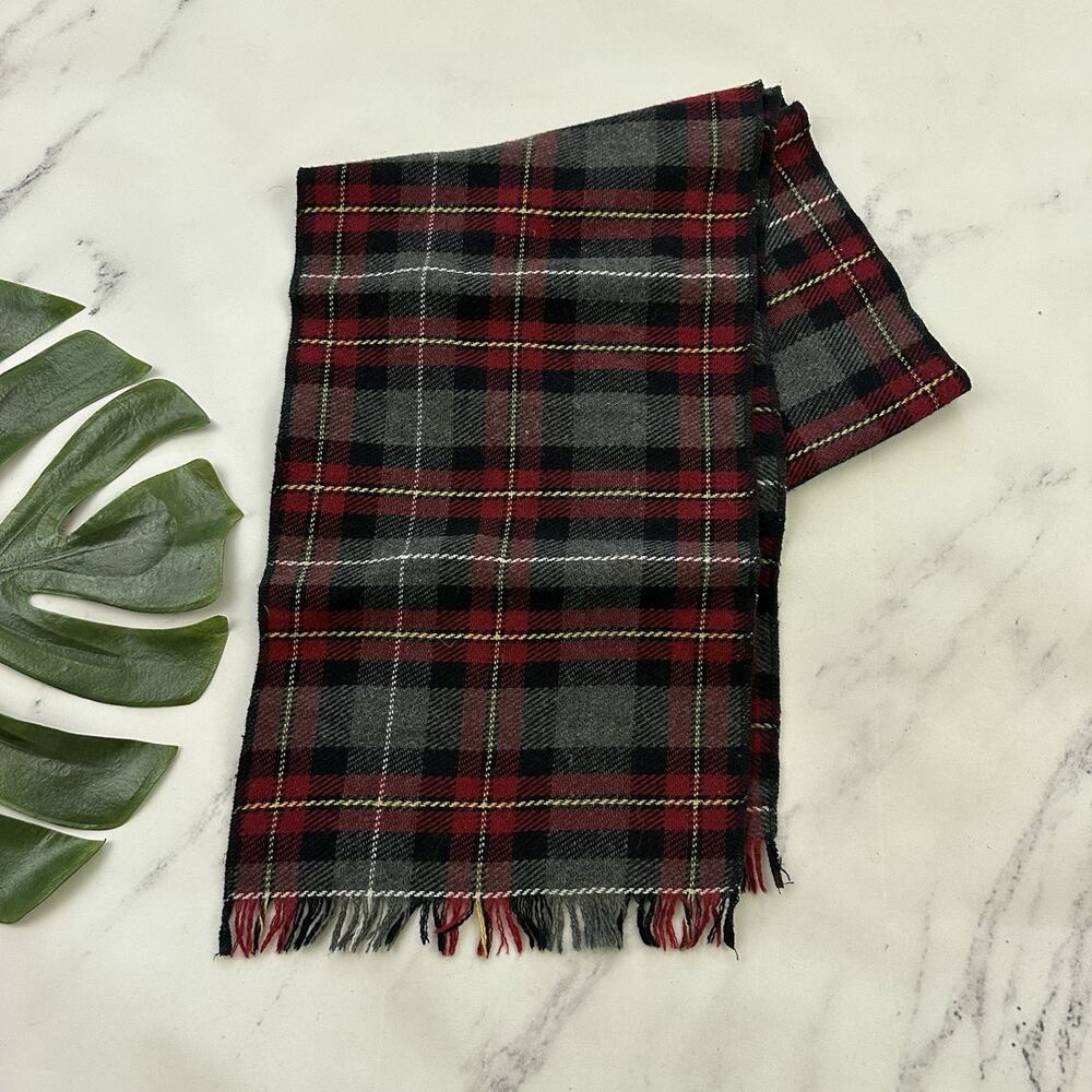 Amana Woolen Mill Vintage Plaid Scarf Red Black Wool Fringe Trim Classic
